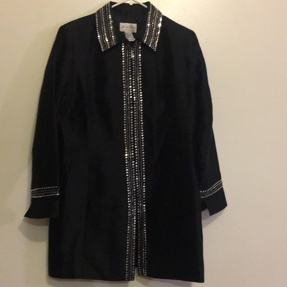 Victor Costa Silk Black Sequin Jacket Like NEW Size Medium A knee length Luxury